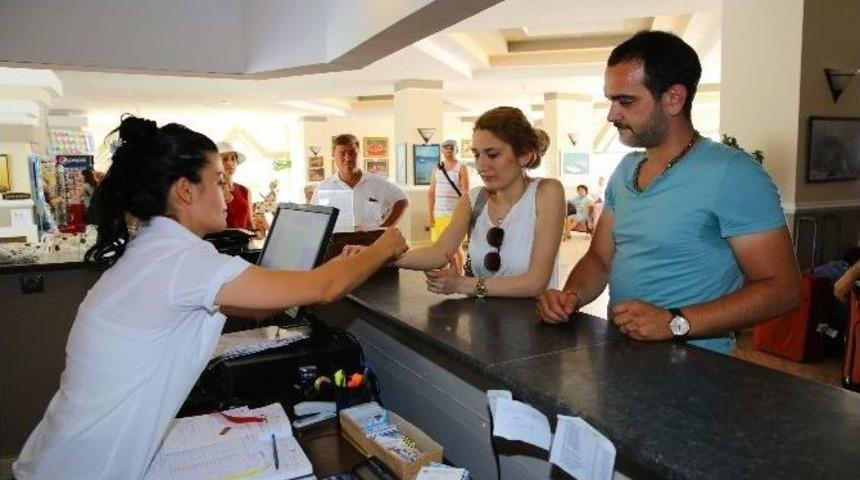 Buca Belediyesi&rsquo;nden &rsquo;alayına Balayı&rsquo; Projesi