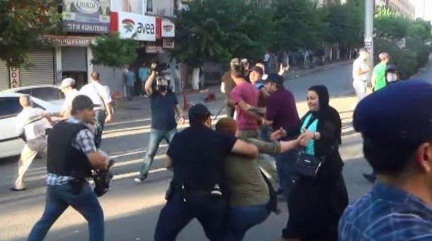 Eş Başkan Ep&ouml;zdemir&rsquo;den Yaka Pa&ccedil;a G&ouml;zaltı Tepkisi