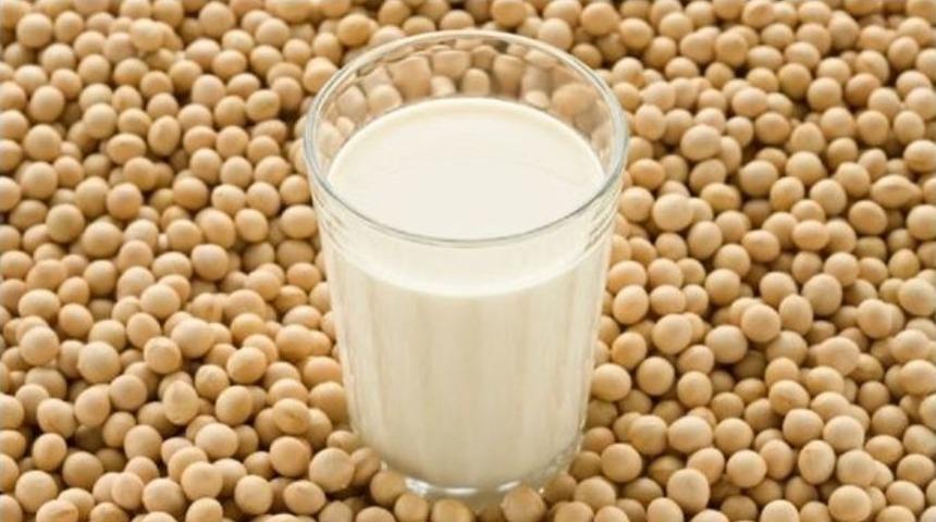 Soya S&uuml;t&uuml; İle Kilolara Veda Edin !