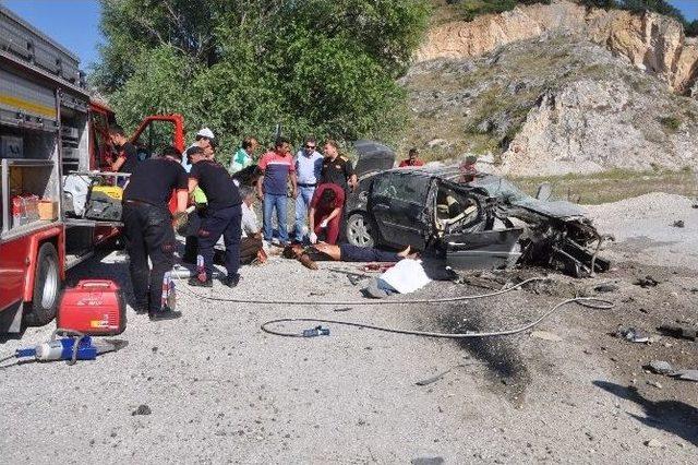 Bozüyük’te Yollar Kan Gölü 2 Ölü 1 Ağır Yaralı