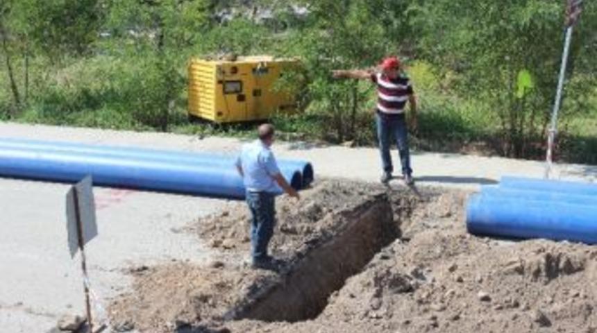 Hızırpaşa Mahallesi&rsquo;nde Su Hattı Yenileniyor