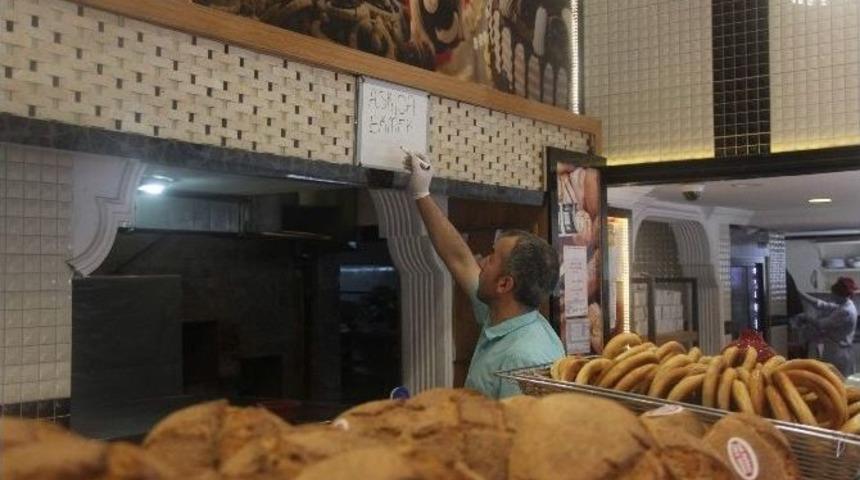 Bu Fırında Fakirlere Ekmek Bedava