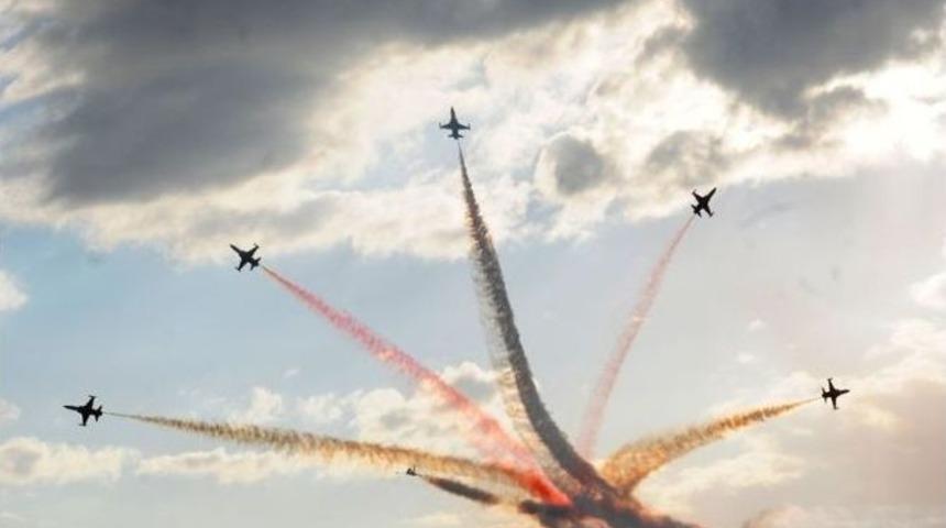 T&uuml;rk Yıldızları Kayseri Semalarında U&ccedil;acak