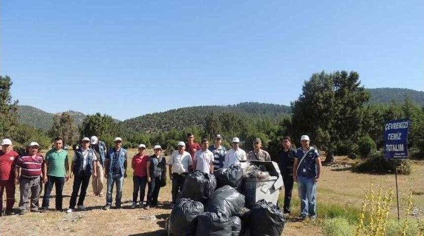 Bucak&rsquo;ta Kumar Yaylası Piknik Alanında Temizlik &Ccedil;alışması Yapıldı