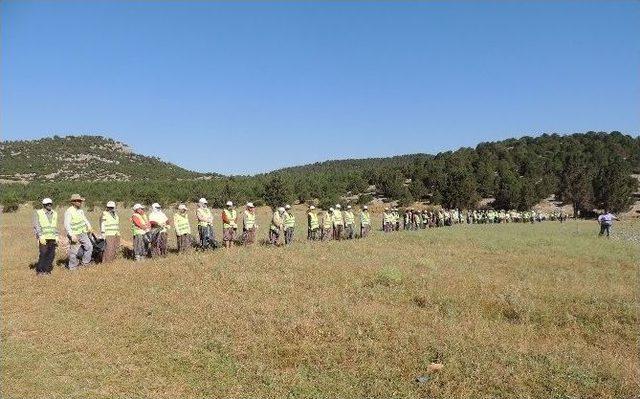 Bucak’ta Kumar Yaylası Piknik Alanında Temizlik Çalışması Yapıldı