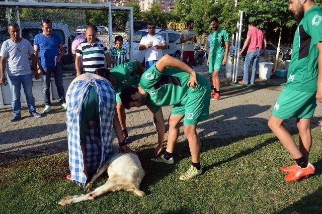 Muğlaspor Topbaşı Yaptı