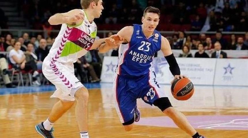 Pınar Karşıyaka Janning Ile Anlaştı