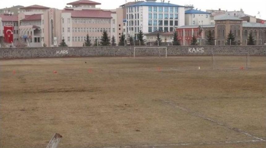 Yıkılan Stadyumun Yapımı Yılan Hikayesine D&ouml;nd&uuml;