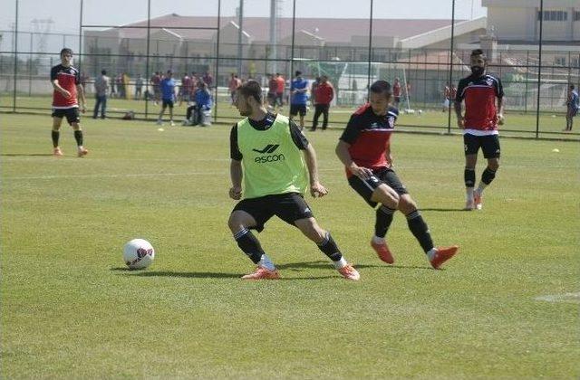 Kardemir Karabükspor Afyon’da İlk Antrenmanına Çıktı