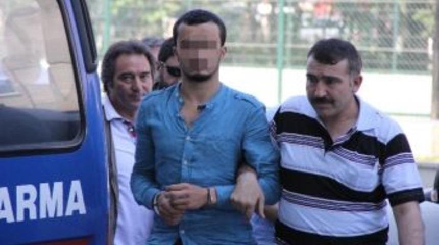 8 Su&ccedil;tan Aranan Gen&ccedil; Yakalandı