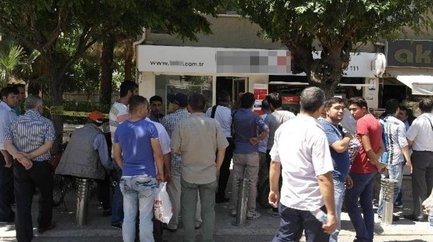 Salihli&rsquo;de Silahlı Banka Soygunu