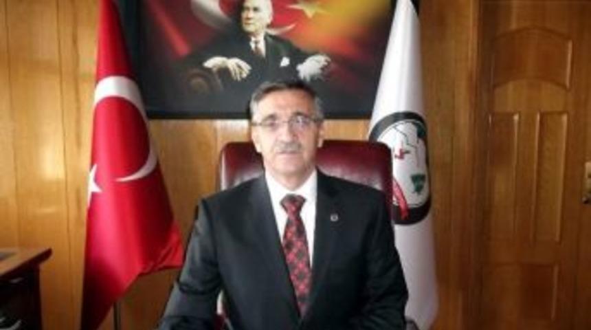 Sarıkamış Eski Belediye Başkanı İlhan &Ouml;zbilen Serbest