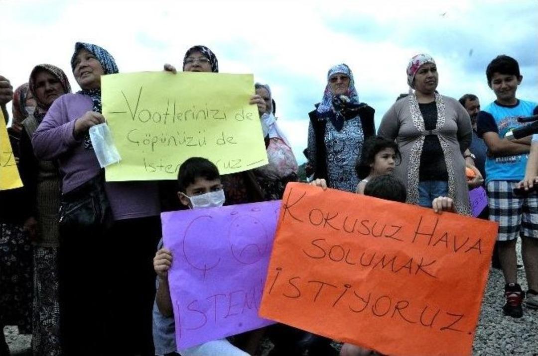 &Ccedil;&ouml;p Eyleminde Davullu, Zurnalı Cenaze T&ouml;reni