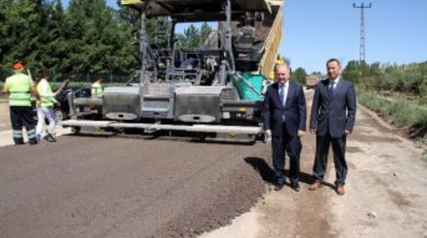 Nevşehir&rsquo;de Turizm Yolları Sıcak Asfalta Kavuşuyor