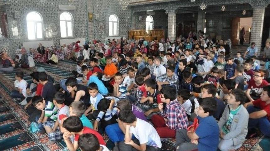Boz&uuml;y&uuml;k&rsquo;te Yaz Kur&rsquo;an Kursları B&uuml;y&uuml;k İlgi G&ouml;rd&uuml;