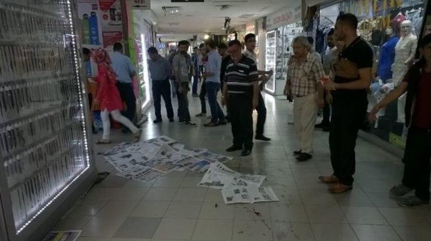 Yeraltı Çarşısında Bıçaklı Kavga