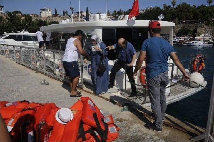 Antalya’da Deniz Otobüsünde Duman Paniği G4