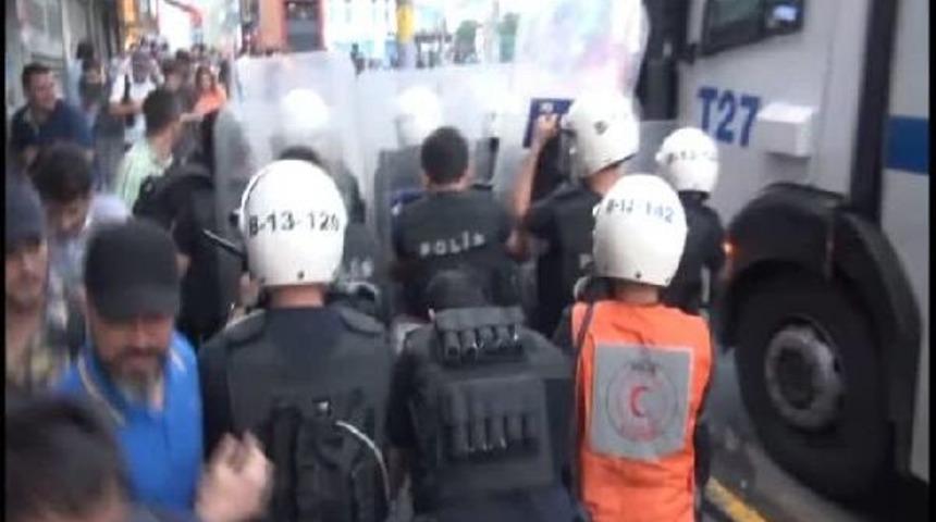 Kadık&ouml;y'de Suru&ccedil; Protestosuna M&uuml;dahale