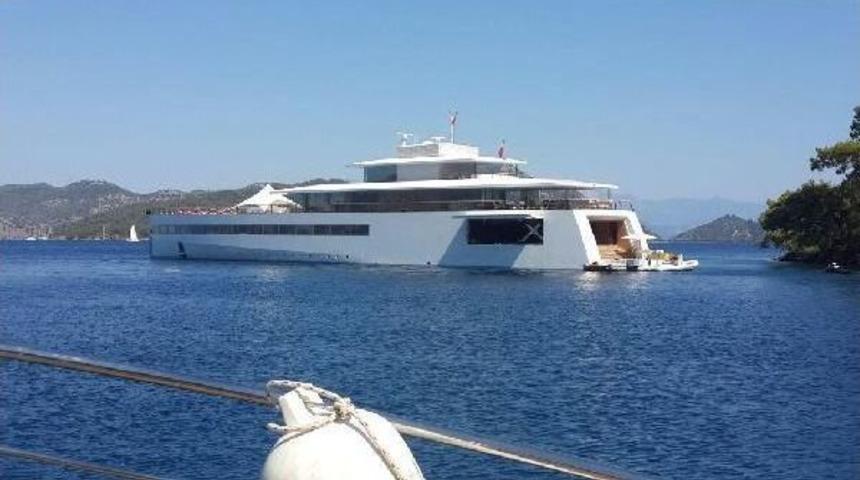 Steve Jobs&rsquo; Family Conquers G&ouml;cek Bays With 225-Million-Dollar Yacht