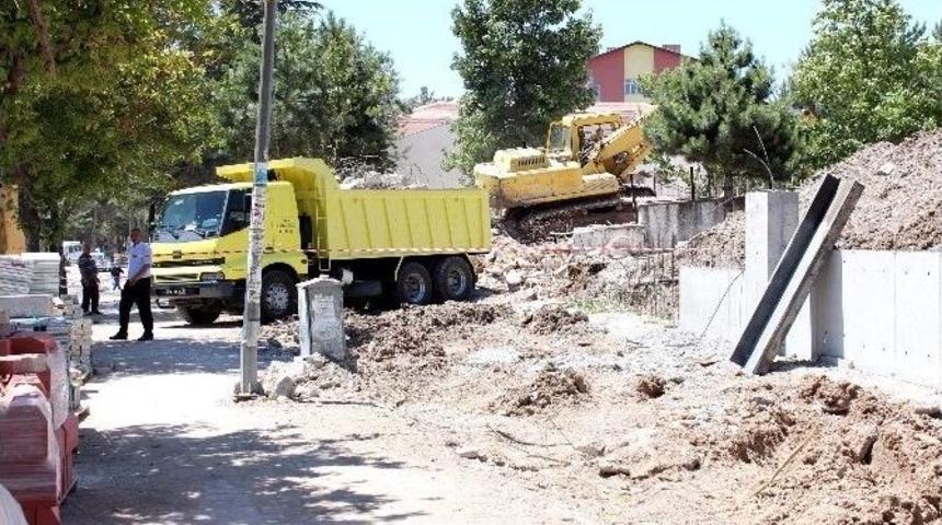 Yozgat&rsquo;ta Cadde Genişletme &Ccedil;alışmaları S&uuml;r&uuml;yor