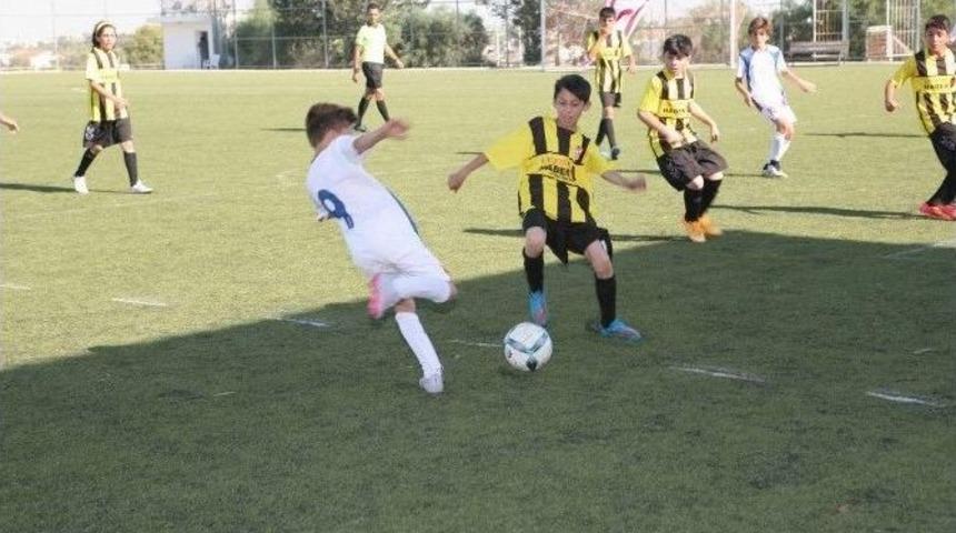Kırşehirli Gen&ccedil;ler Uluslar Arası Futbol Tecr&uuml;besi Kazanıyor