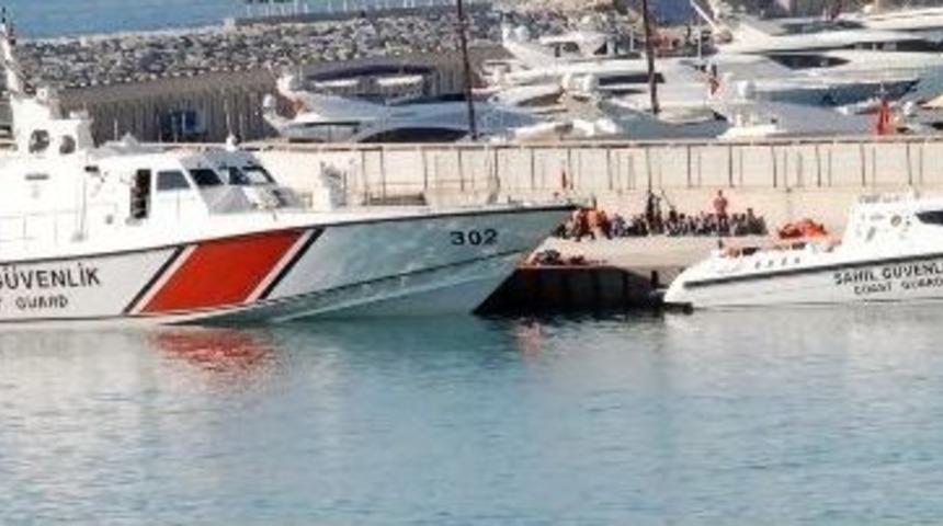 Didim&rsquo;de Sahil G&uuml;venlik 91 Suriyeli G&ouml;&ccedil;meni Kurtardı