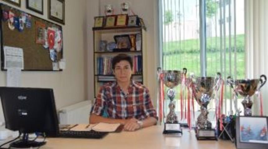 Antren&ouml;rl&uuml;k Eğitimi B&ouml;l&uuml;m&uuml;yle Daha Sportif Nesiller