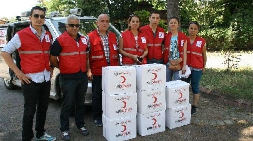 Heyelan Mağdurlarına Kızılaydan Gıda Yardımı