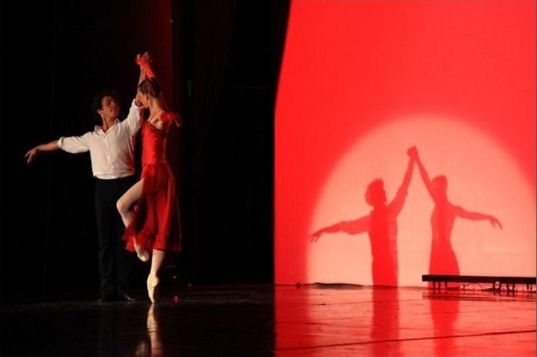 Bodrum Bale Festivali &lsquo;g&ouml;kkuşağı&rsquo; İle Devam Etti