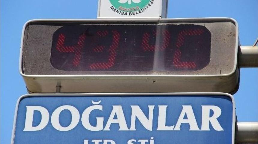 Manisa&rsquo;da Termometreler 43 Dereceyi G&ouml;sterdi