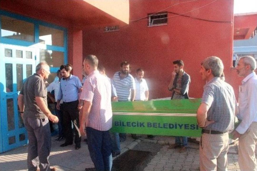 &Ccedil;alıştığı Okulda Kendini Asarak İntihar Etti