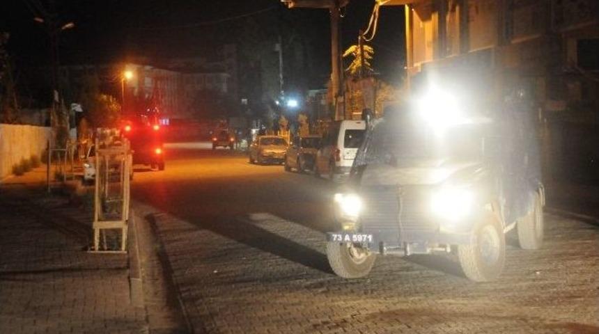 Cizre&rsquo;de İzinsiz G&ouml;steriye Polis M&uuml;dahale Etti