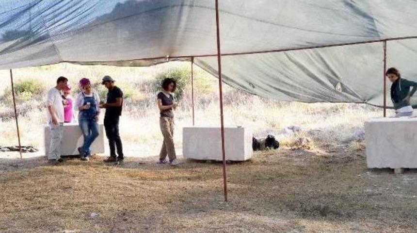 Stone Sculpture Symposium At Unesco World Heritage Site