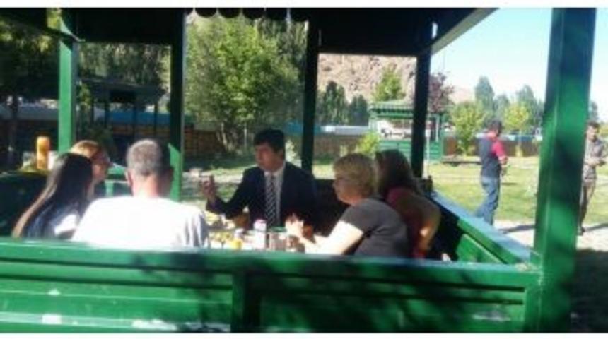 Pasinler Mesire Alanlarına Vatandaşlar B&uuml;y&uuml;k İlgi G&ouml;steriyor