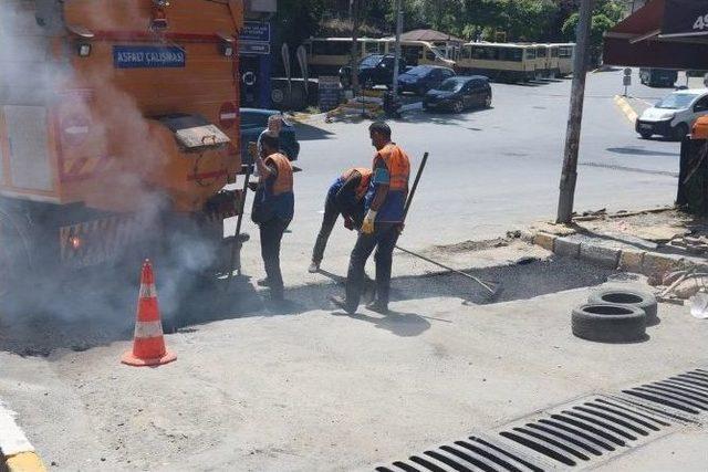 Eyüp Belediyesi Fen İşleri Müdürlüğü Ekipleri Dur Durak Bilmiyor