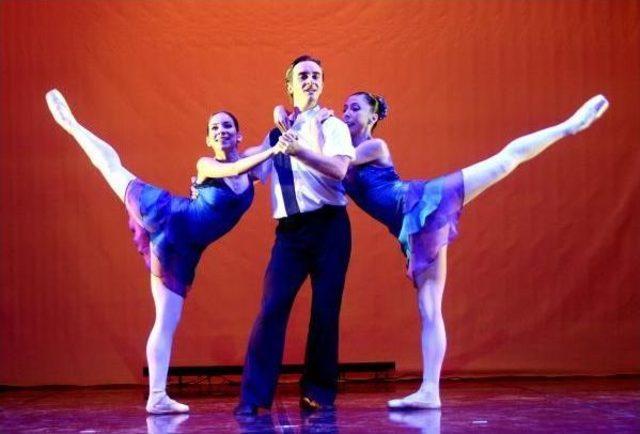 ‘Rainbow’ Ballet Show Strikes Bodrum Nights