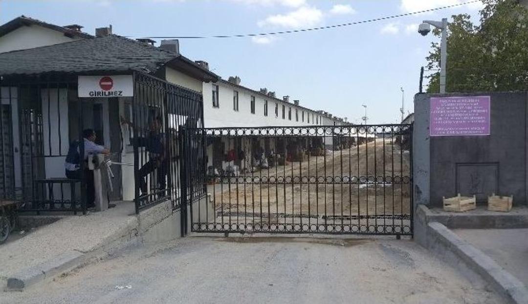 (&ouml;zel Haber) Veliefendi Hipodromu&rsquo;nda Silahlı Dehşet Kamerada