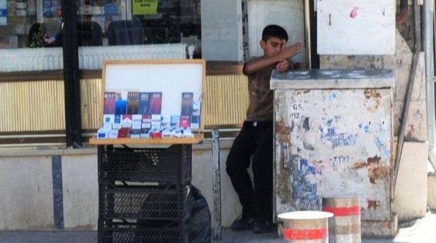 Sokakta &Ccedil;alışan &Ccedil;ocuk Sorununun &Ouml;n&uuml;ne Tam Olarak Ge&ccedil;ilemiyor