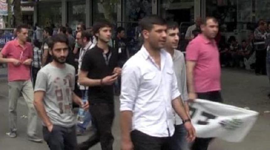 Suru&ccedil; Katliamcısı, Diyarbakır Miting Bombalamasında Aranan Ikinci Kişi Mi?