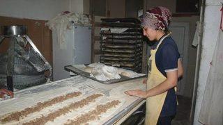 Genç Kız Fırıncı Oldu