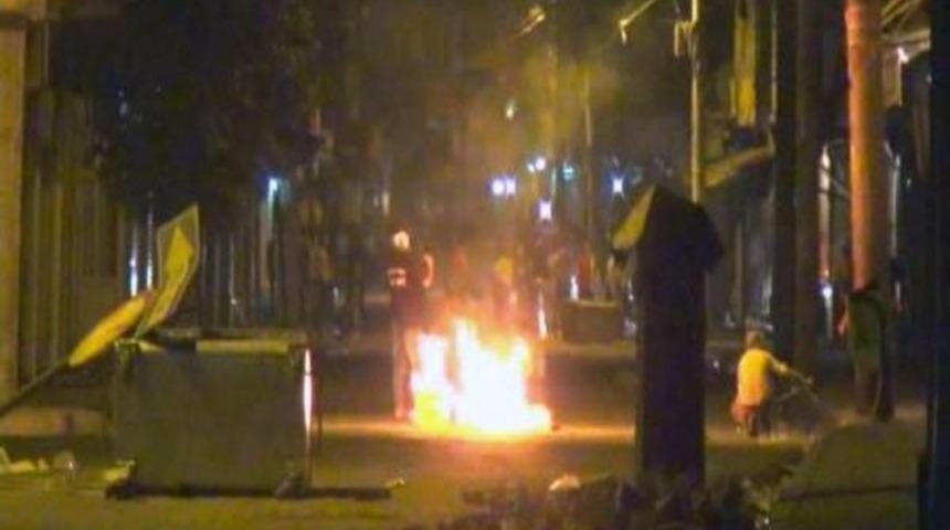 Cizre H&uuml;k&uuml;met Konağı &Ouml;n&uuml;nde Bomba D&uuml;zenekli T&uuml;p Paniği