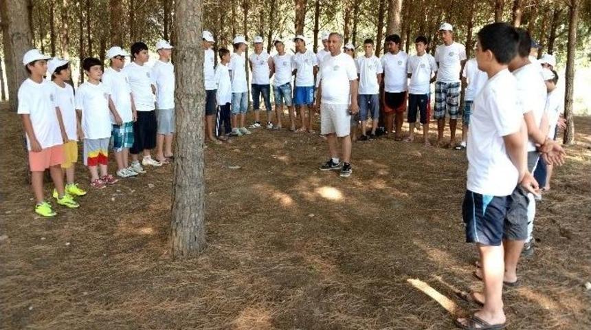 Gen&ccedil;lerin Kamp Heyecanı