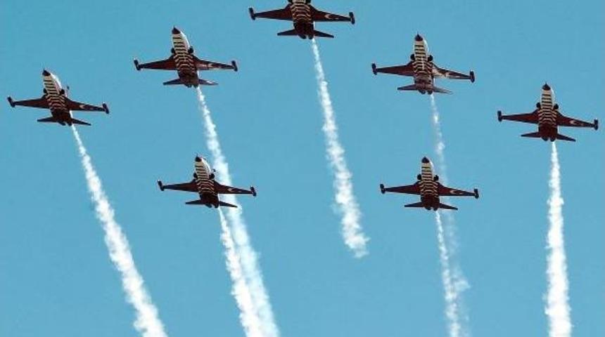 Yozgat'ta T&uuml;rk Yıldızları'nın Provası Nefes Kesti