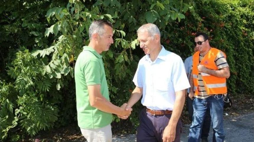 Başkan Dişli, Poyrazlar&rsquo;daki Asfalt &Ccedil;alışmalarını İnceledi