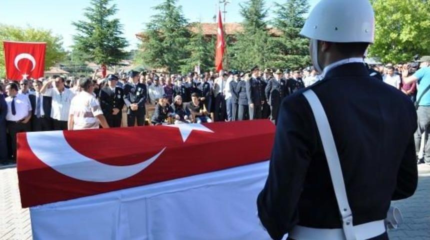 Şehit Polisler T&ouml;renle Uğurlandı (3)