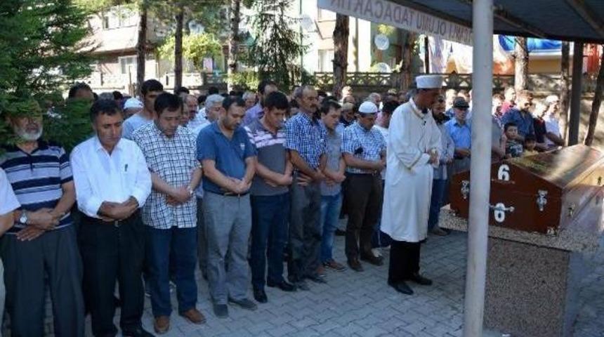 Banyoda Akıma Kapılan Anne Yoğun Bakımda, Oğlu &Ouml;ld&uuml; (2)