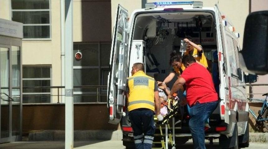 Otomobilin &Ccedil;arptığı Kadın &Ouml;ld&uuml;