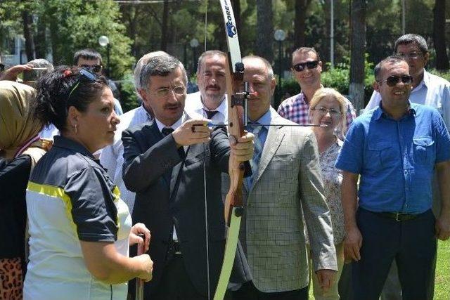 Şehzadeler Kaymakamlığı Yaz Spor Okulları Sona Erdi