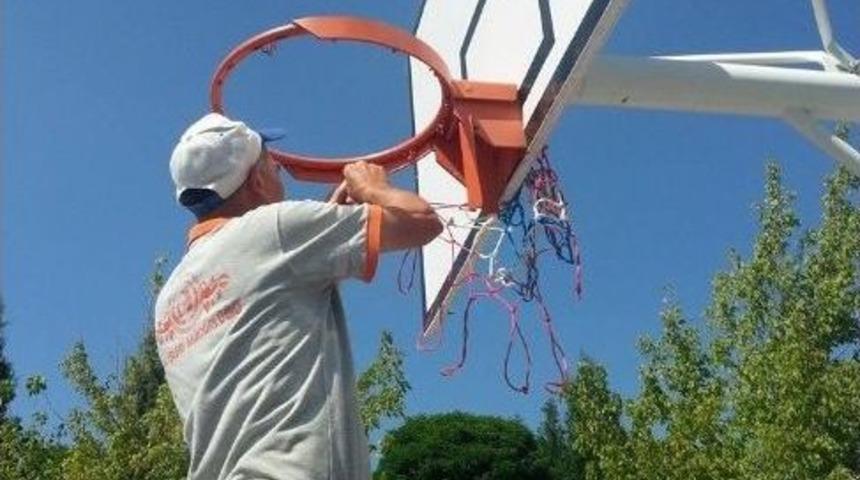 Basketbol Sahalarına Bakım