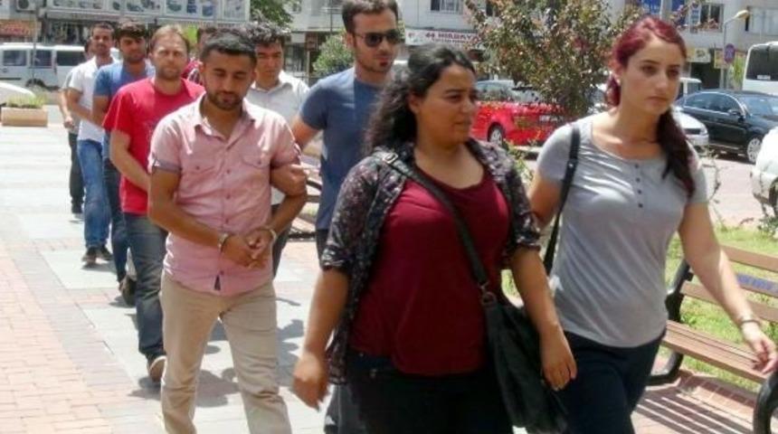 Adana Ve Mersin'de 48 Gözaltı